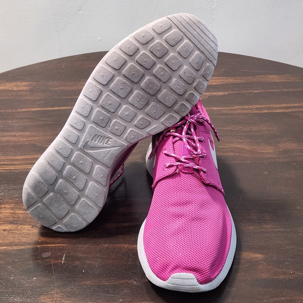Nike Roshe One 511882-601 Women’s 9 Pink Gray Mesh Sneakers - Picture 5 of 7